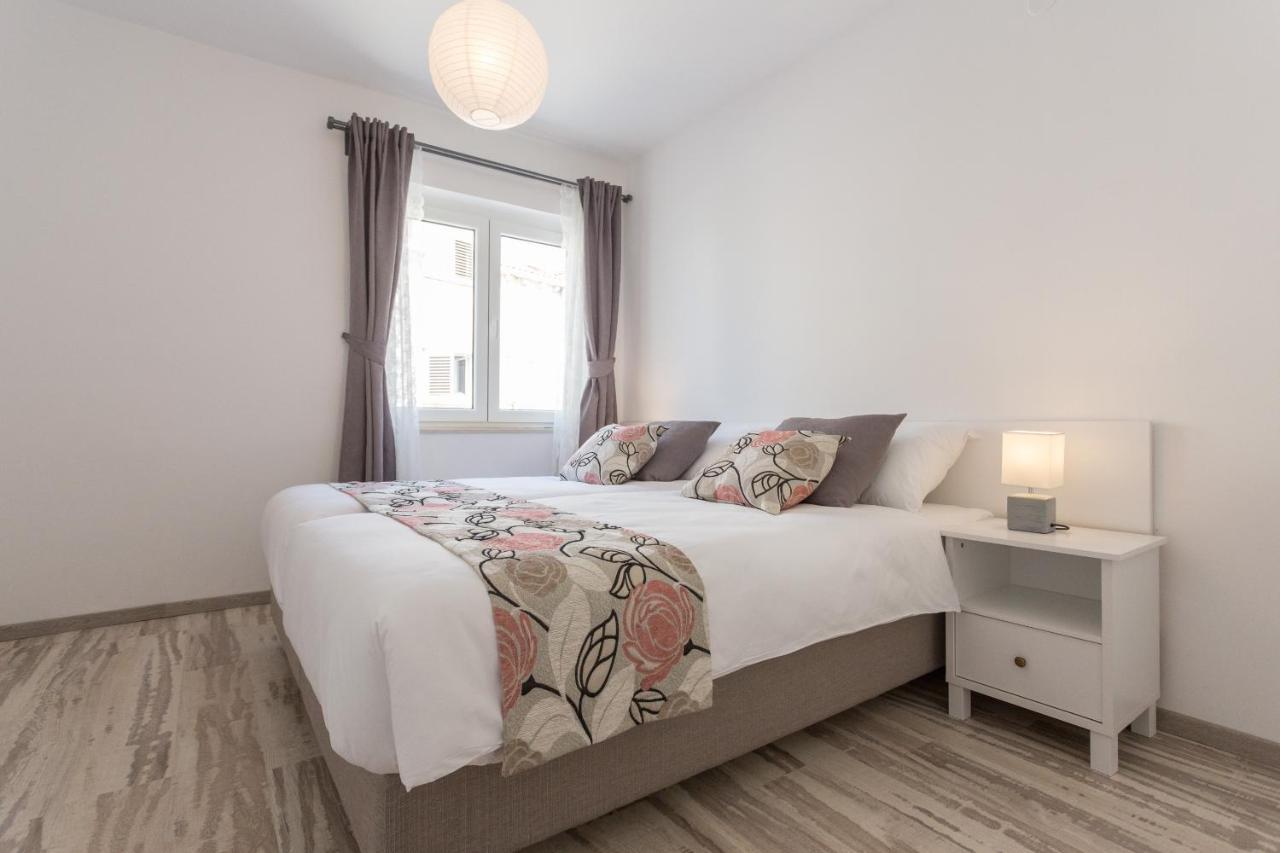 Apartments Oleander Sea View Кавтат Екстериор снимка