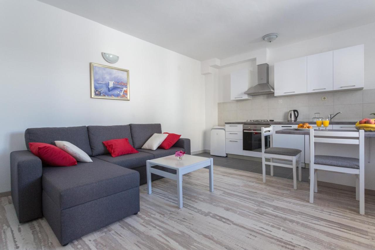 Apartments Oleander Sea View Кавтат Екстериор снимка