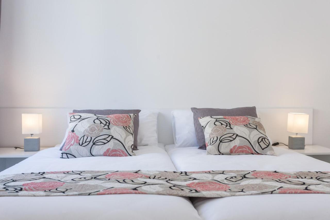 Apartments Oleander Sea View Кавтат Екстериор снимка
