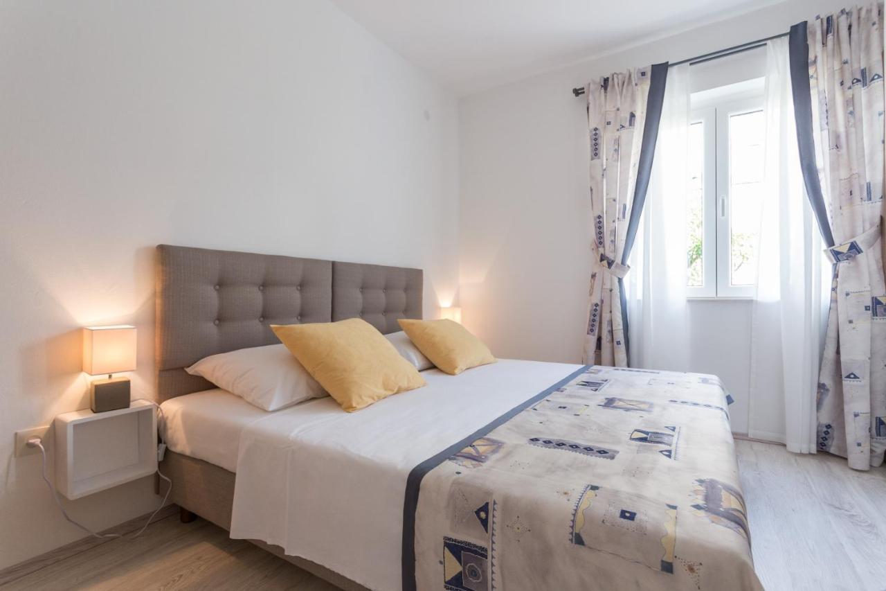 Apartments Oleander Sea View Кавтат Екстериор снимка
