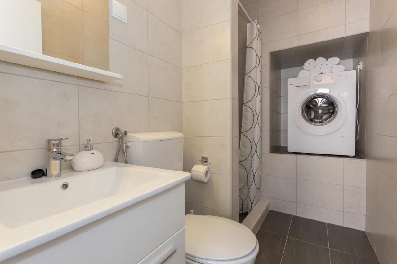 Apartments Oleander Sea View Кавтат Екстериор снимка